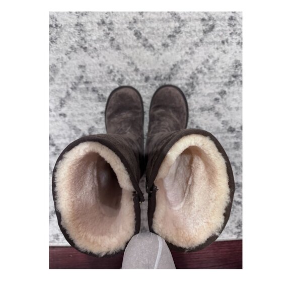 UGG Tall Boots - Picture 11 of 11